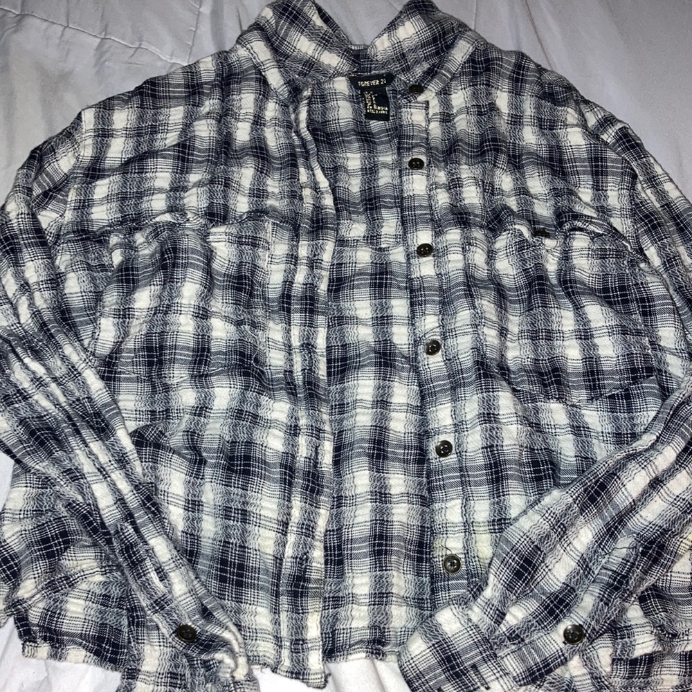 Forever 21 black and white plaid shirt